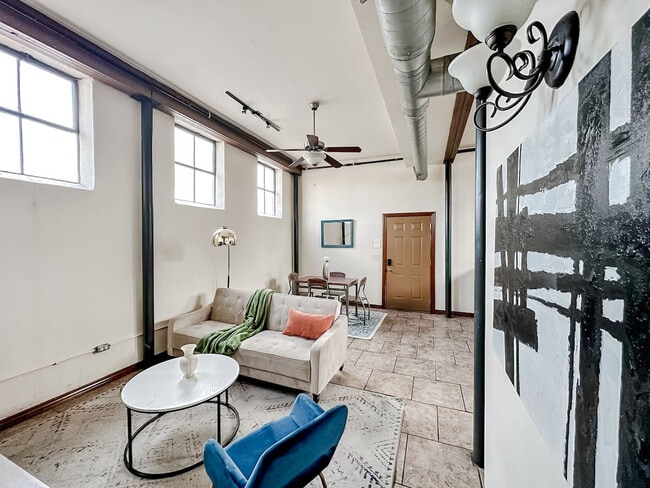 property at 521 N Jefferson Ave