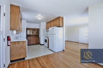 751 Laurel Ave in Burlingame, CA - Building Photo - Building Photo