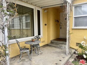 221 W 64th Pl in Inglewood, CA - Building Photo - Building Photo