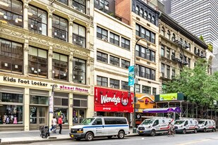 18-20 E 14th St in New York, NY - Building Photo