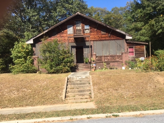 1617 Princeton Ave in College Park, GA - Building Photo