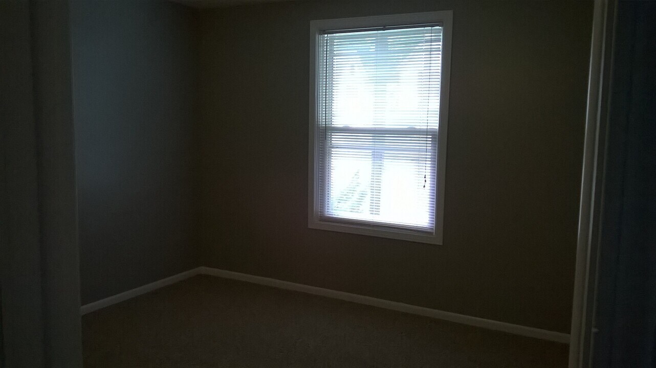 930 Baraga St NE, Unit 930 Baraga N.E. #1 in Grand Rapids, MI - Building Photo