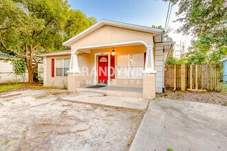 2907 E 27th Ave in Tampa, FL - Building Photo - Building Photo