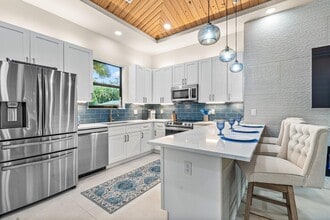 12466 Quercus Ln in Wellington, FL - Building Photo - Building Photo