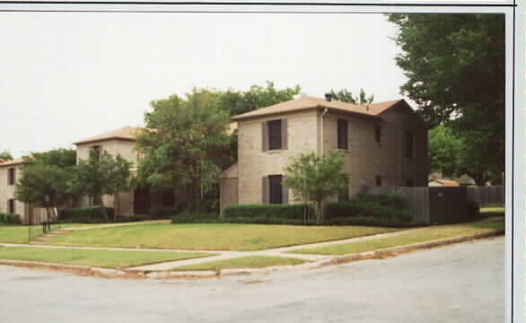 Birchman Apartments in Fort Worth, TX - Building Photo - Building Photo