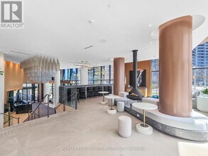 60 Central Park Roadway in Toronto, ON - Building Photo - Building Photo