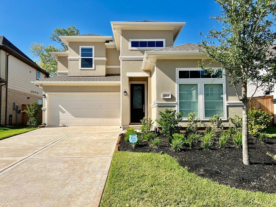 1815 Waters Branch Dr in Sienna, TX - Building Photo
