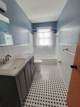 5846 Washburn Ave S in Minneapolis, MN - Building Photo - Building Photo