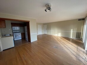 4360 Ivymount Ct, Unit 51 in Annandale, VA - Building Photo - Building Photo