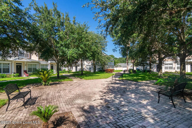 105 Colibri Way in Melbourne, FL - Building Photo - Building Photo