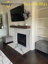 2011 N Hwy 17 in Mount Pleasant, SC - Building Photo - Building Photo