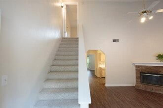 2735 E Park Ave in Tallahassee, FL - Building Photo - Building Photo