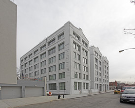 55 Hope Street in Brooklyn, NY - Foto de edificio - Building Photo