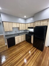 4 Sumner Sq, Unit 3 in Boston, MA - Building Photo - Building Photo