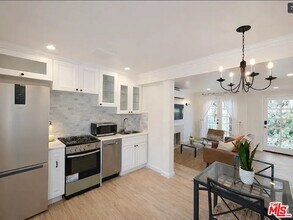 1144 15th St in Santa Monica, CA - Building Photo - Building Photo