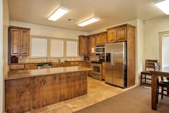 1227 SilverCrest Dr in Saratoga Springs, UT - Building Photo - Building Photo