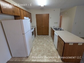 1756 Pear St in Harrisonburg, VA - Building Photo - Building Photo