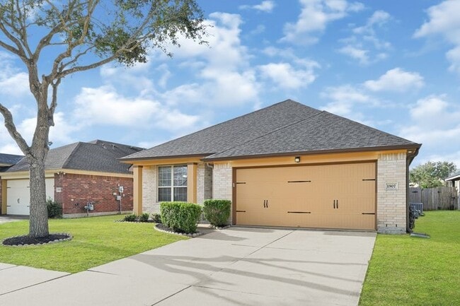 property at 1907 Caldbeck Ln