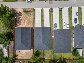 9110 Everglade Dr in Houston, TX - Building Photo - Building Photo