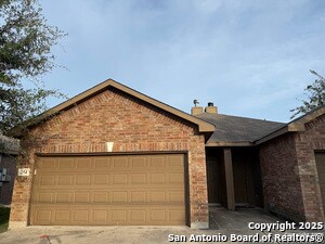 254 Rosalie Dr in New Braunfels, TX - Building Photo
