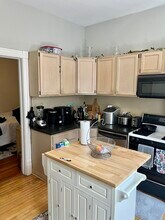 620 W Briar Pl, Unit 1 in Chicago, IL - Building Photo - Building Photo