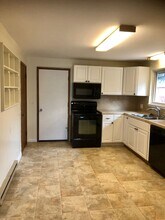 19857 Hamilton Ct NE in Poulsbo, WA - Foto de edificio - Building Photo