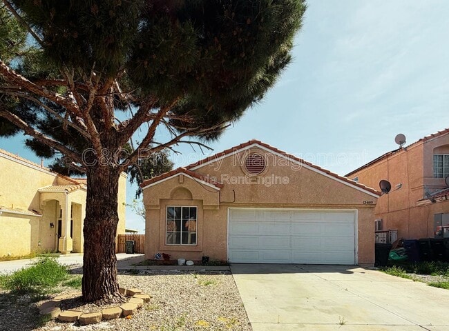 13489 Monterey Way in Victorville, CA - Building Photo - Building Photo