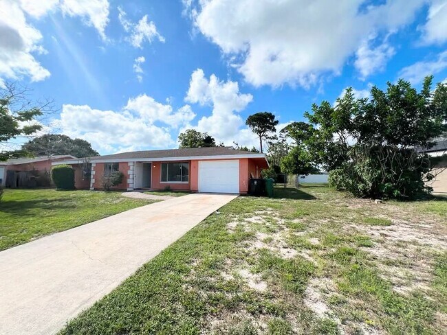 property at 311 SW Homeland Rd