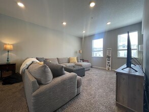 9622 Olive Ln N in Maple Grove, MN - Building Photo - Building Photo