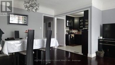 1596 Warden Ave. in Toronto, ON - Building Photo - Building Photo