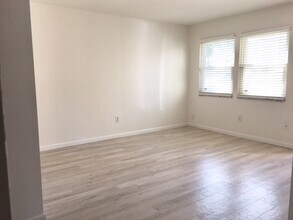 525 S Lincoln Ave in Tampa, FL - Building Photo - Building Photo