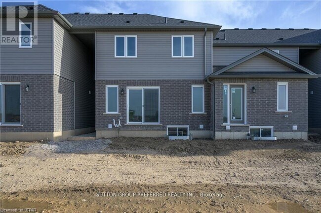 3948 Mia Ave. in London, ON - Building Photo - Building Photo