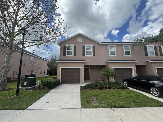 property at 1093 Grantham Dr