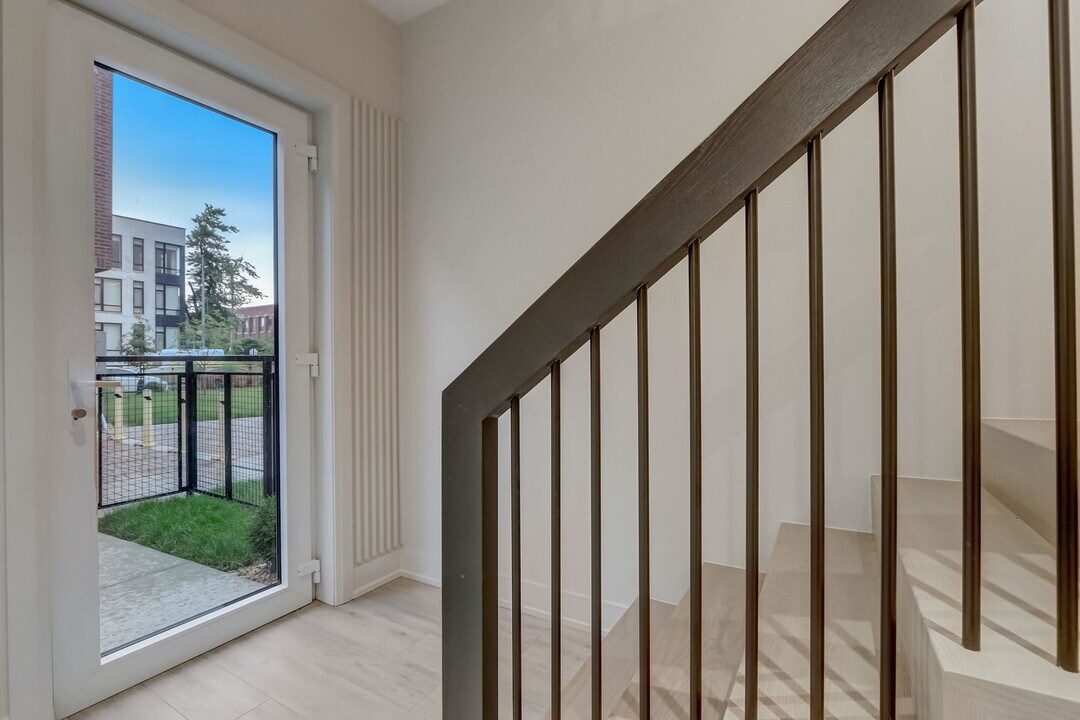 4218 W Belmont Ave in Chicago, IL - Building Photo