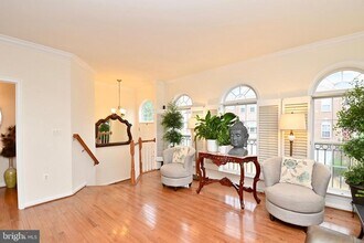 8240 Gunston Commons Way in Lorton, VA - Building Photo - Building Photo