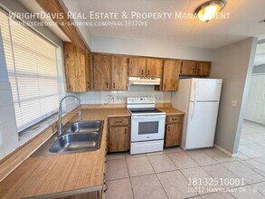 10812 Hannaway Dr in Riverview, FL - Building Photo - Building Photo