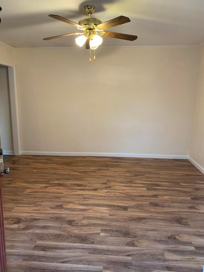 2222 17th St, Unit 2222 in Sacramento, CA - Foto de edificio - Building Photo