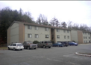 Mountain View Apartments in Clifton Forge, VA - Building Photo