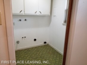 1417 W 11th St in Clovis, NM - Building Photo - Building Photo