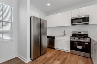 4713 Virginia Ave in Dallas, TX - Foto de edificio - Building Photo