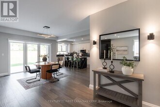 2166 Tripp Dr in London, ON - Building Photo - Building Photo
