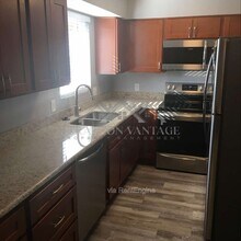 852 N Stapley Dr in Mesa, AZ - Building Photo - Building Photo