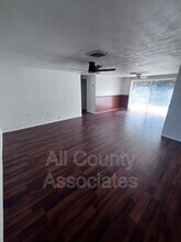 5316 Seahorse Dr in New Port Richey, FL - Building Photo - Building Photo