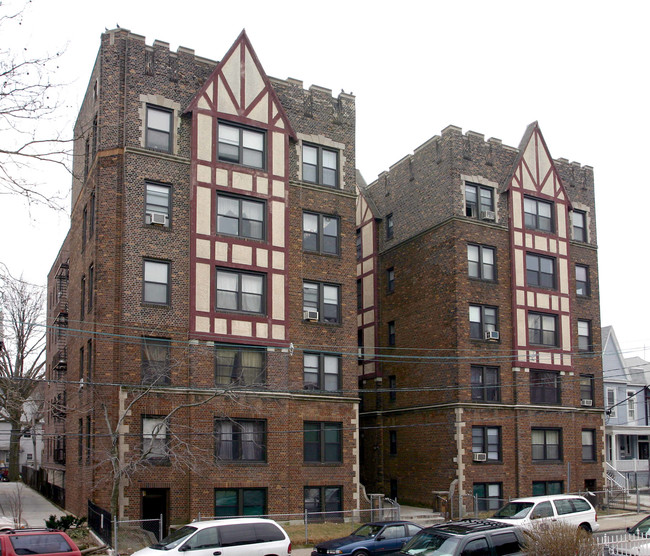 93 Fairview Ave in Jersey City, NJ - Foto de edificio - Building Photo