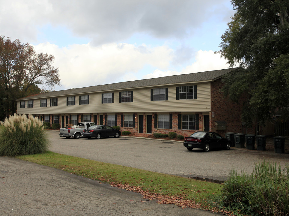 Parkdale Townhomes in Charleston, SC - Building Photo