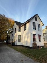 3202 Bradwell Ave in Cleveland, OH - Building Photo - Building Photo