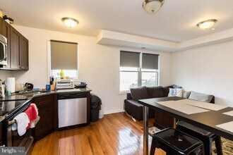 1429 Poplar St in Philadelphia, PA - Building Photo - Building Photo
