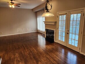 4000 Laurel Park Hwy in Laurel Park, NC - Building Photo - Building Photo