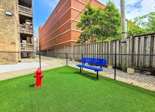 812 W Waveland Ave, Unit GDN in Chicago, IL - Building Photo - Building Photo