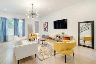 4706 Market St in Houston, TX - Building Photo